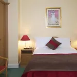 Casa de hóspedes Murphys Of 3*